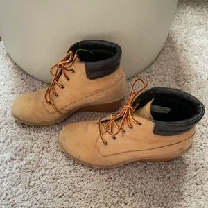 Timberland Boot Wedge Size 7